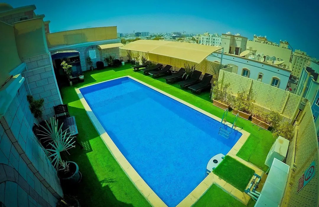 Al Maha International Hotel - pool 55